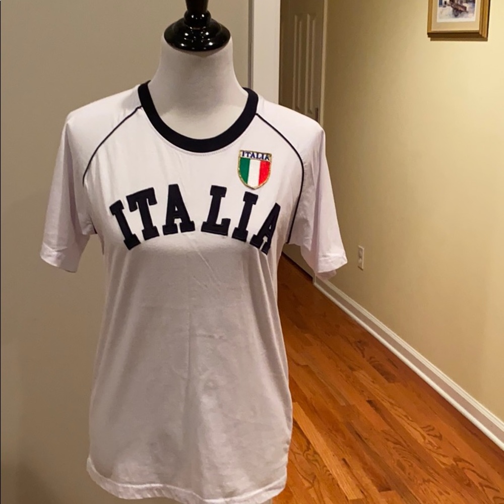 Men’s t shirt